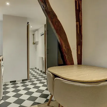 L'orangerie Apartment Versailles